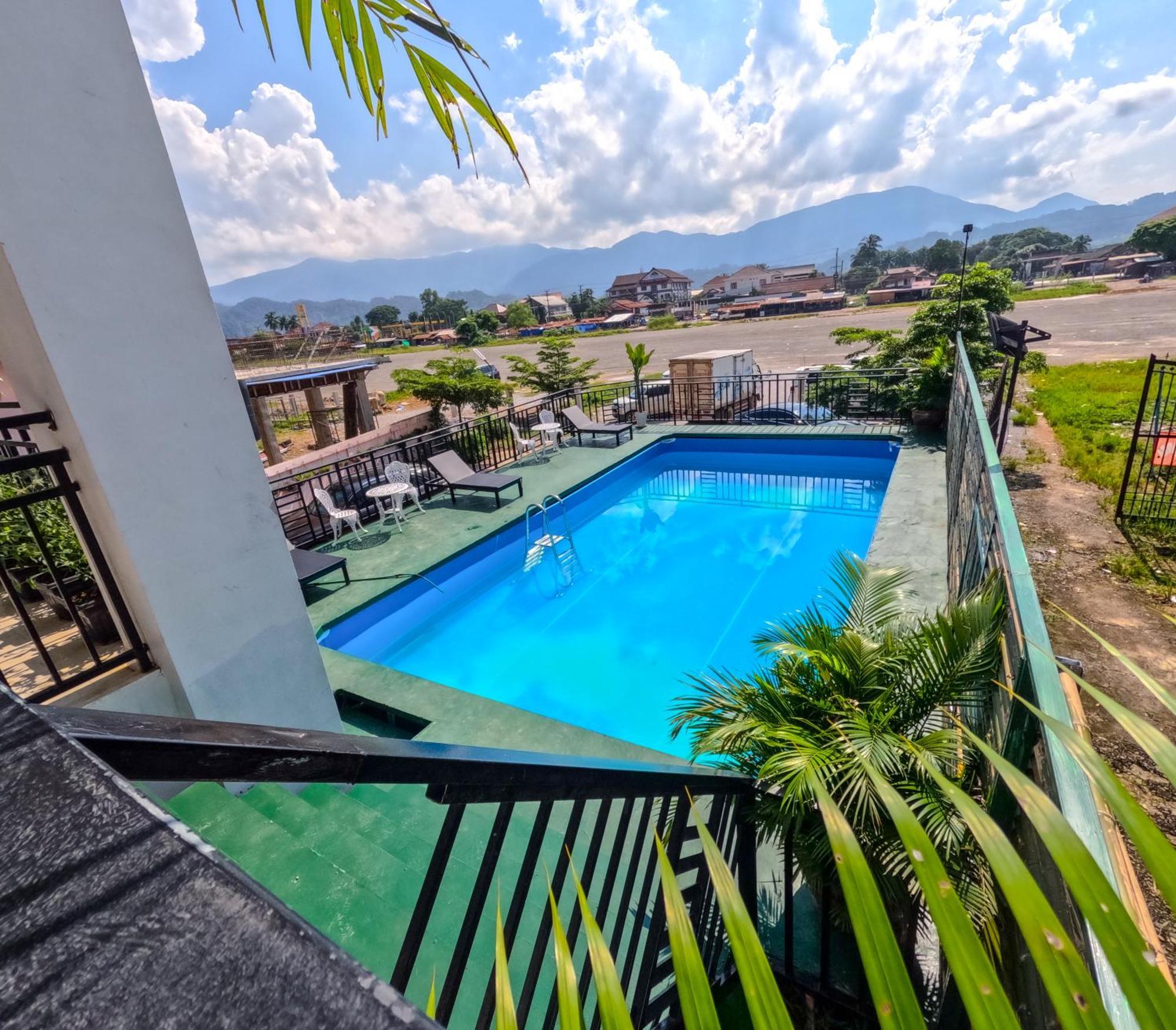 Vang Vieng Consiana Hotel Bagian luar foto