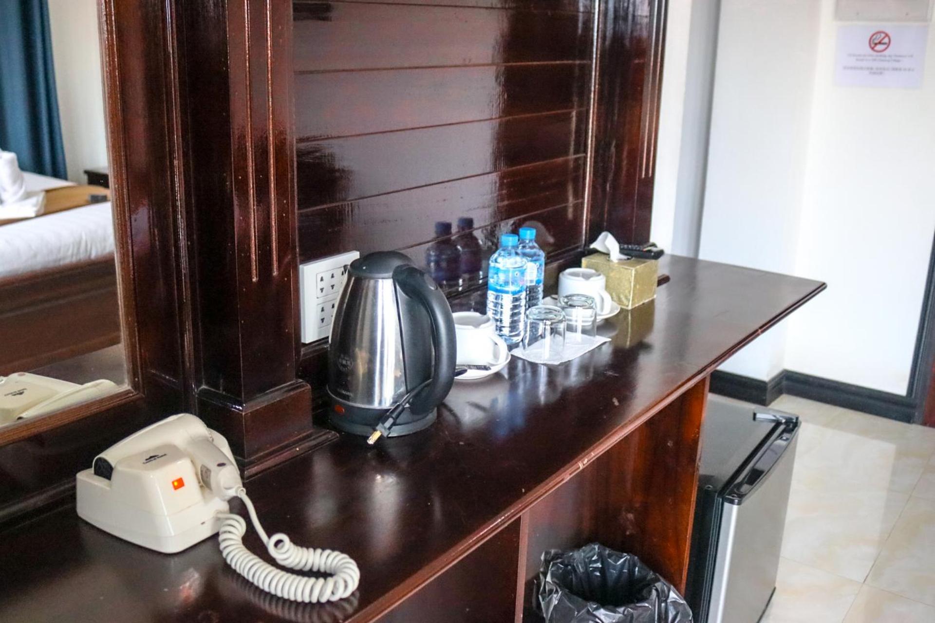 Vang Vieng Consiana Hotel Bagian luar foto