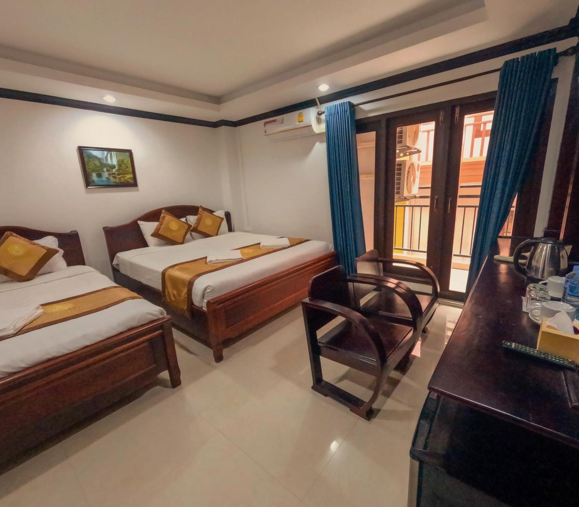 Vang Vieng Consiana Hotel Bagian luar foto